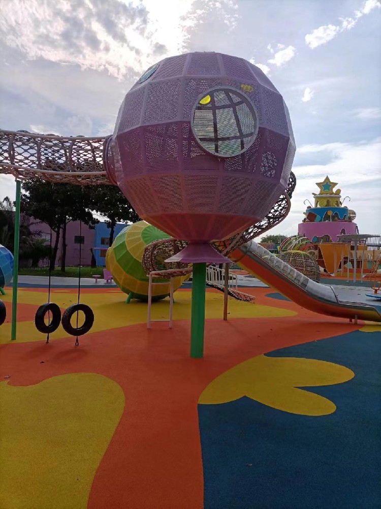 188金宝博·体育圆满完成宁波达蓬山星梦乐园塑胶地面项目施工